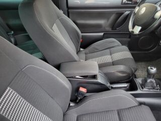 Volkswagen New Beetle FACELIFT UNITED 1.9 77кВ