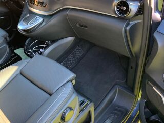Mercedes-Benz EQV 300 EXTRA LONG 70kW