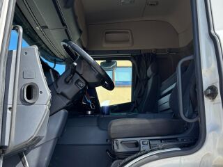 Scania P450 6x2*4 EURO6 + RETARDER + TWO FLOORS 331kW
