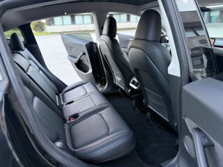 Tesla Model Y Long Range AWD 378kW