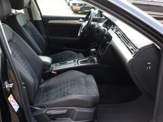 Volkswagen Passat VARIANT HIGHLINE 2.0 R4 140kW