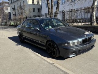 BMW M5 5.0 V8 294кВ