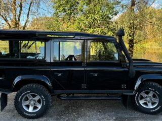 Land Rover Defender Experience 2.4 90kW