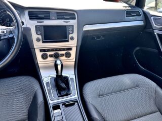 Volkswagen Golf 1.4 92кВ
