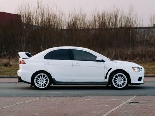 Mitsubishi Lancer Evolution 2.0 217kW