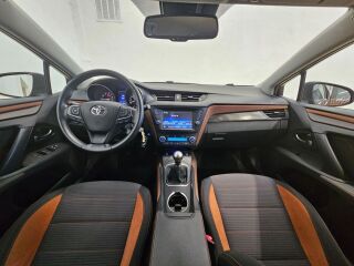 Toyota Avensis Active 108kW