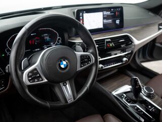 BMW 530 e xDrive M-Sportpakett 2.0 215kW