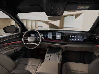 Audi Q7 SUV TDI quattro 3.0 V6 220кВ