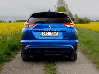 Mitsubishi Eclipse Cross Instye Plus Pano 4WD 2.4 138kW