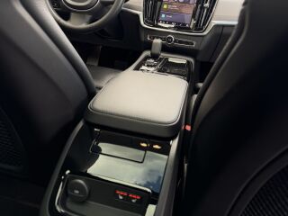 Volvo V90 Luxury AWD Long Range MY23 2.0 T6 Recharge Twin Engine Plug-in-Hybrid 293kW