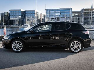 Lexus CT 200h 1.8 73kW