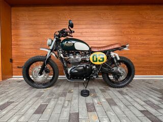 Triumph Bonneville T100 R2