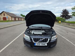 Volvo V70 MOMENTUM 2.4 120kW