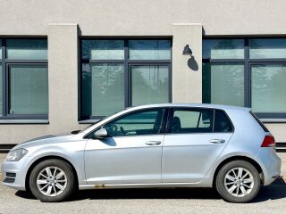 Volkswagen Golf VII Trendline 1.2 16V 63кВ