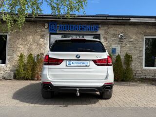 BMW X5 xLine 40d xDrive 3.0 230кВ