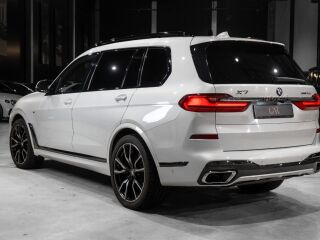 BMW X7 xDrive30D 3.0 195kW