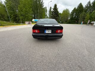 Mercedes-Benz SL 500 5.0 225кВ