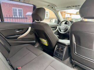 BMW 318 Touring LCI 2.0 R4 110kW