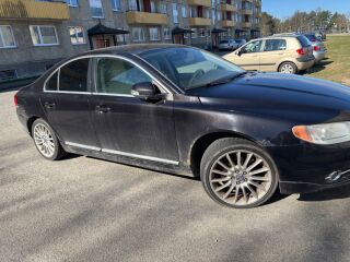 Volvo S80 2.5 170кВ