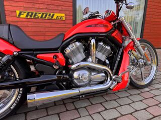 Harley-Davidson VRSCB V-Rod 21  Esi- ja 300 Tagaratas V2 Revolution 86kW