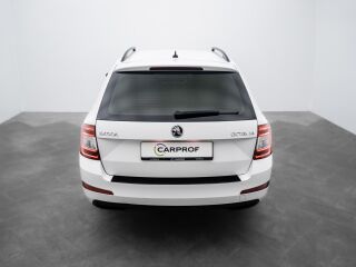 Skoda Octavia Combi 1.8 132кВ
