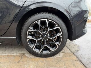 Kia Ceed GT-LINE Mild Hybrid 1.6 CRDi 100kW
