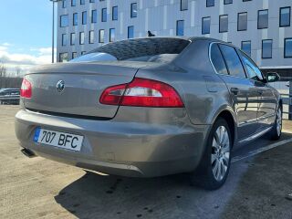 Skoda Superb 2.0 103kW