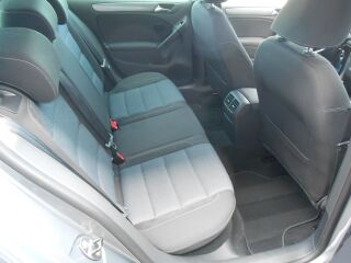 Volkswagen Golf Style 1.6 TDI 77кВ