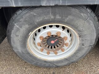Kässbohrer XS + LIFTING AXLE
