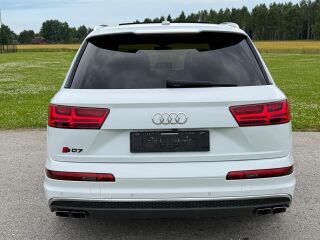 Audi SQ7 4.0 V8 320кВ