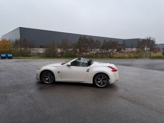 Nissan 370Z 3.7 253кВ