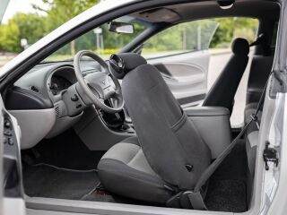 Ford Mustang 3.8 142кВ