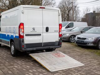 Peugeot Boxer 110 Hdi Palfinger C500Van 2.2 81kW