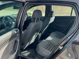 Volkswagen Golf GTI 2.0 147kW