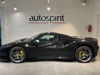 Ferrari F8 Spyder 3.9 530kW