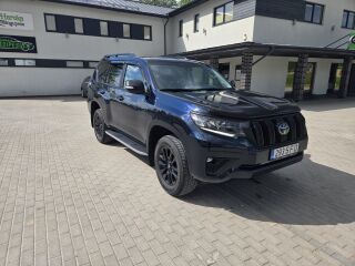 Toyota Land Cruiser SUV 4WD Black Edition 2.8 D-4D 150кВ