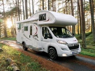 Citroen ELNAGH BARON 26 2.2 R4 TDI 103kW
