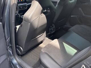 Cupra Leon Cupra 1.5 eTSI 110кВ