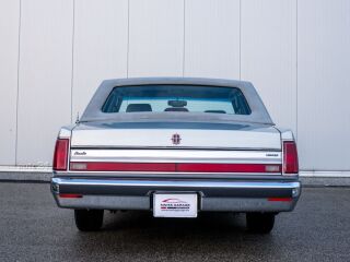 Lincoln Town Car Cartier 5.0 115kW
