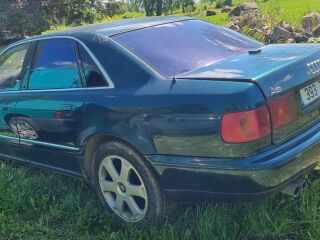 Audi A8 4.2 220kW