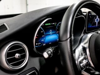 Mercedes-Benz C 300 de AMG Line Facelift 2.0 225kW
