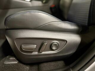 Toyota RAV4 Style + FL 2.5 131kW