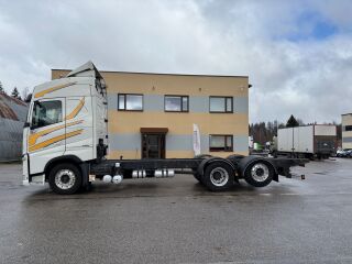 Volvo FH62 TR 551hp 6X2*4 EURO6 + CHASSIS 7500MM 405kW