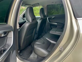 Volvo XC60 Classic Summum AWD 2.4 D4 140kW