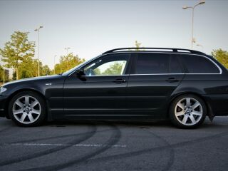 BMW 330 3.0 135kW