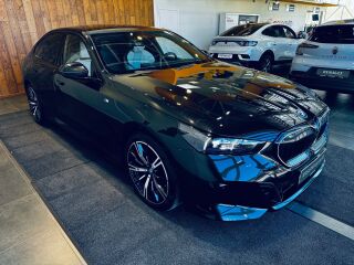 BMW 550 xDrive M-Sportpakett 3.0 360kW