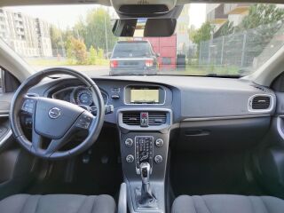 Volvo V40 FACELIFT LINJE BUSINESS EURO6 2.0 D2 88кВ