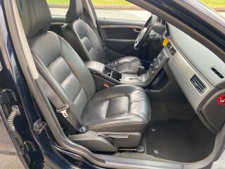 Volvo V70 2.4 D5 129kW