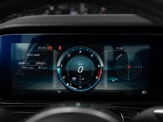 Mercedes-Benz E 220 2.0 143kW