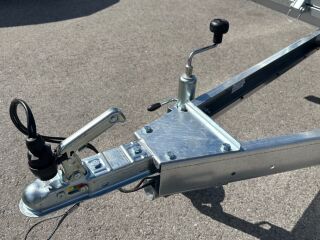 Tiki Treiler 300-LH kastihaagis 3.0x1.5 tent+kaared